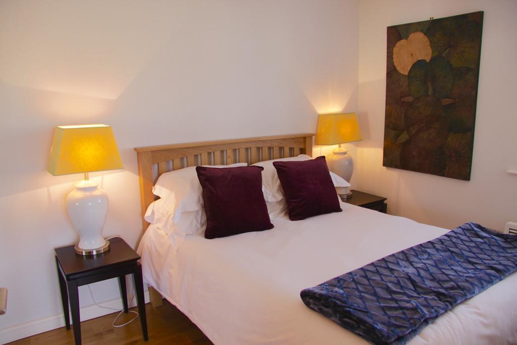 Lux Living Apartments - Florian House CBG Εξωτερικό φωτογραφία
