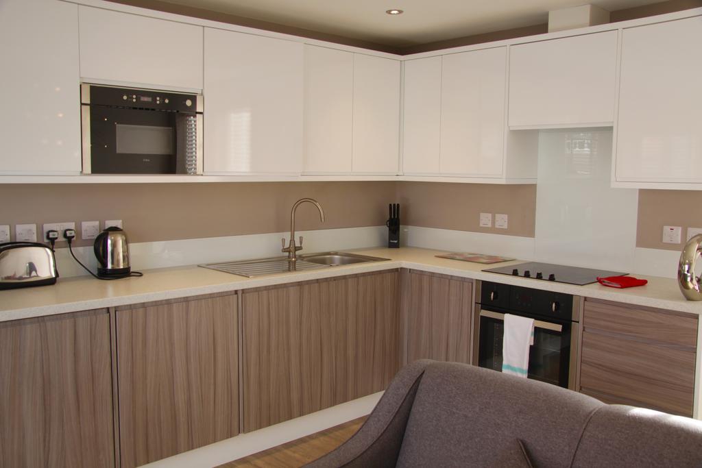 Lux Living Apartments - Florian House CBG Εξωτερικό φωτογραφία