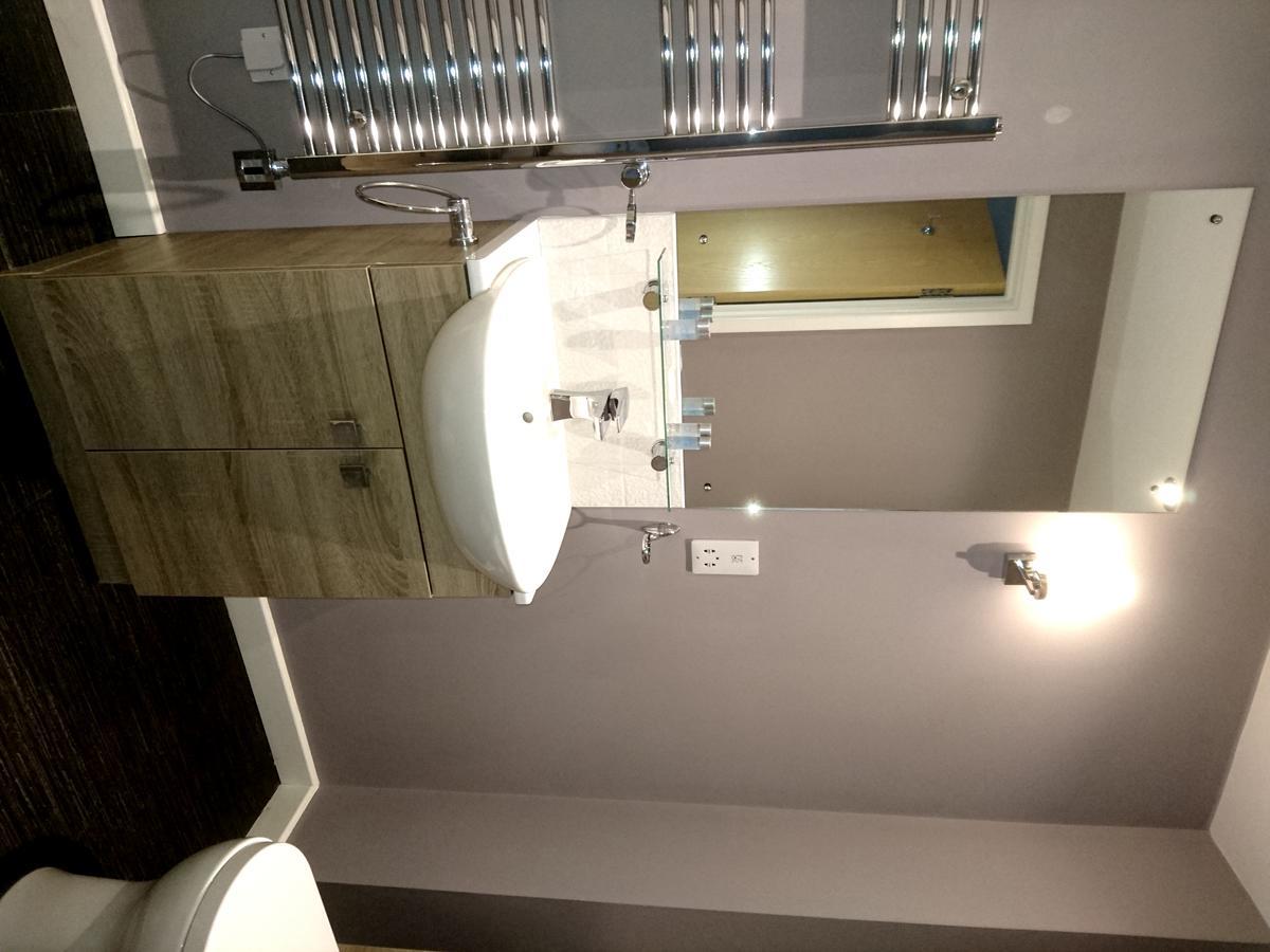 Lux Living Apartments - Florian House CBG Εξωτερικό φωτογραφία